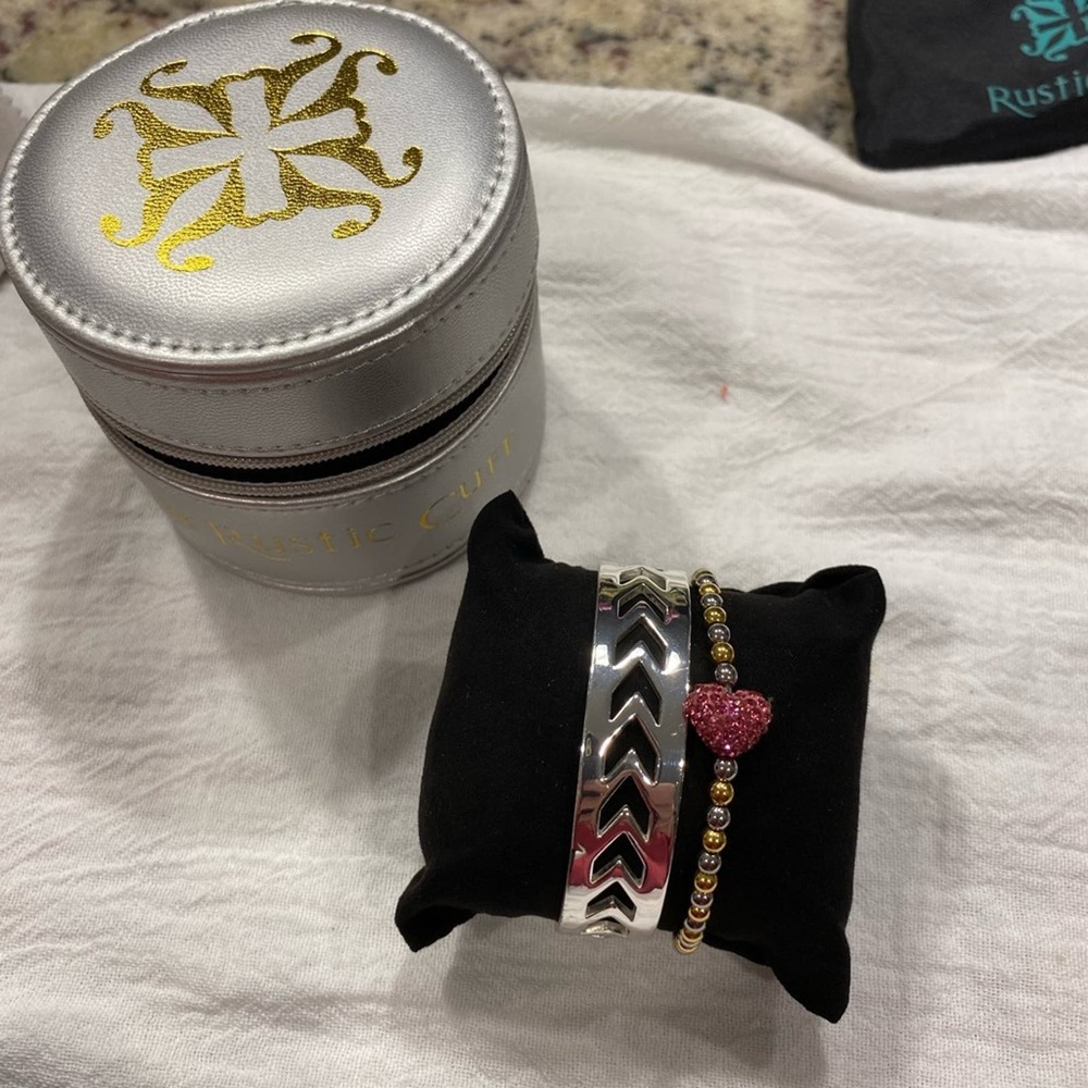 Rustic Cuff Bracelet Set and Travel Case